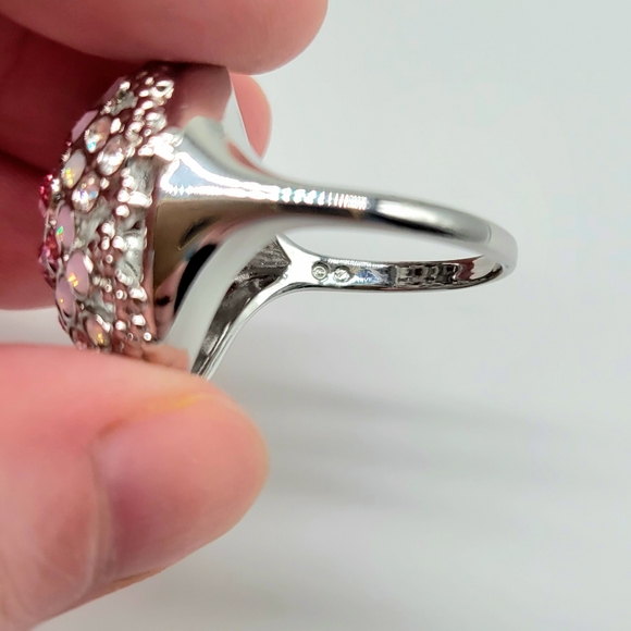 Swarovski Pink and Diamond Crystal Bubble Dome Statement Ring, NWT and BLUE BOX - Picture 9 of 10